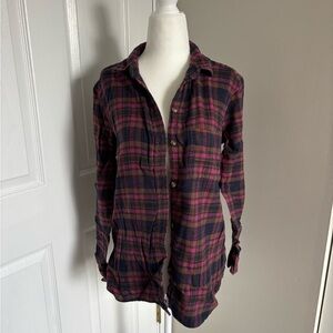 American Eagle Outfitters Pink and Navy Plaid Shirt